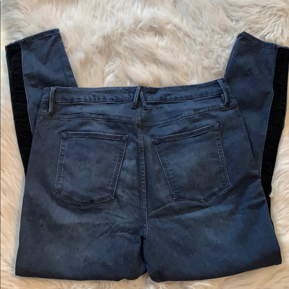 GOOD AMERICAN SKINNY JEANS - Picture 6 of 6